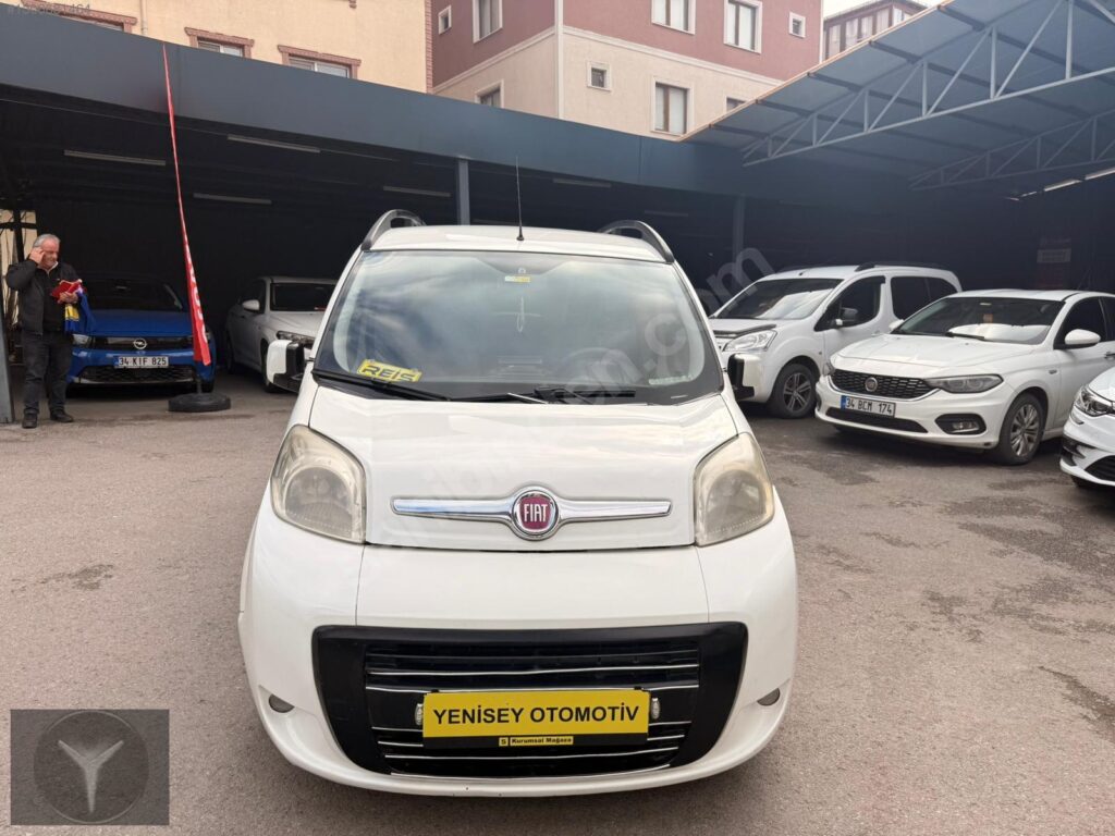 Fiat Fiorino Combi 1.3 Multijet Safeline 2014 - görsel 1