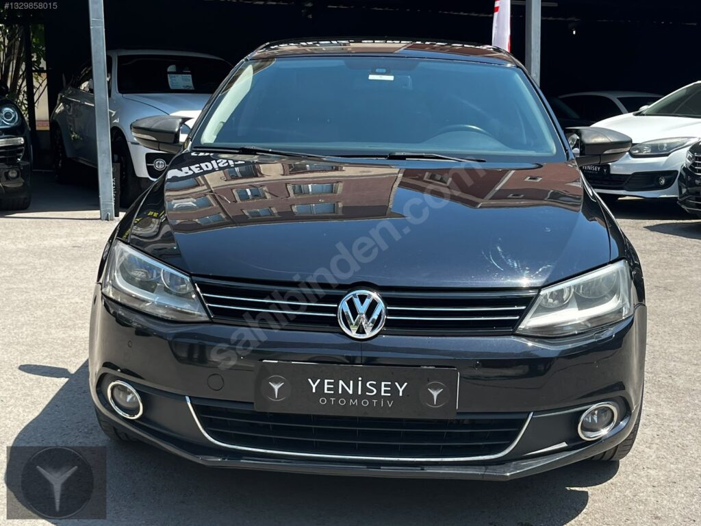 Volkswagen Jetta 1.6 TDI Highline 2011 - görsel 1