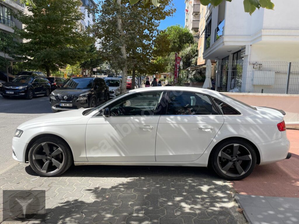 Audi A4 Sedan 2.0 TDI 2012 - görsel 4