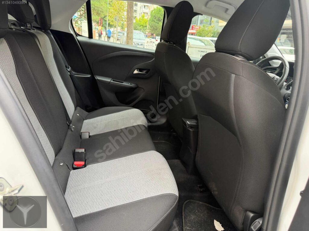 Opel Corsa 1.2 T Edition 2024 - görsel 1
